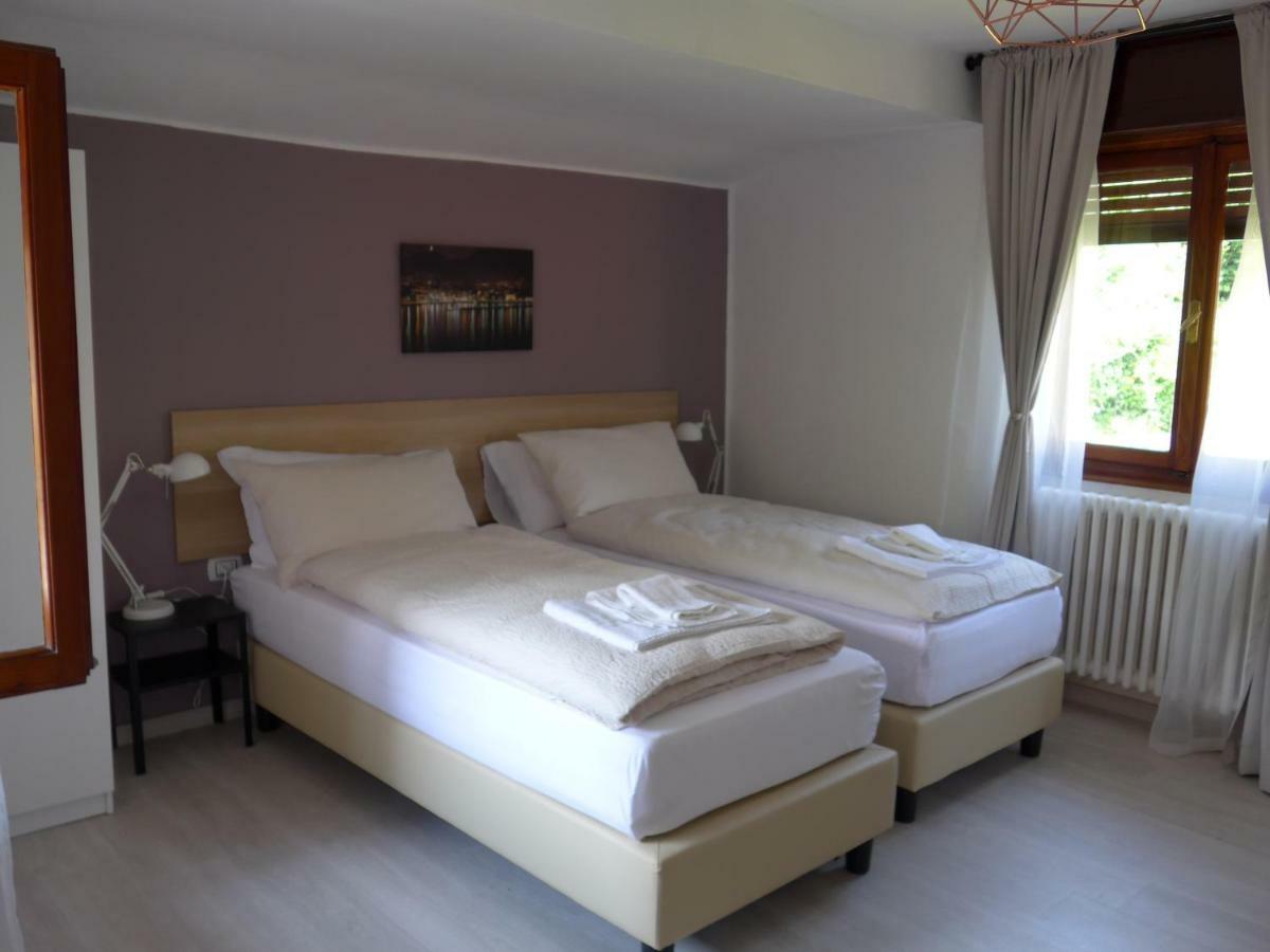 La Tana Rooms Lenno Exterior foto